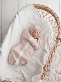 Чепчик "Нюд" из ажурного хлопка 0+