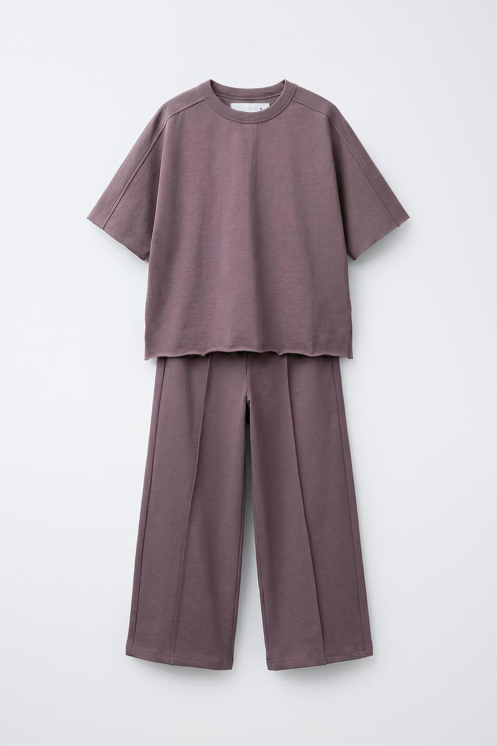 ZARA КОМПЛЕКТ ИЗ ФУТБОЛКИ И БРЮК КЮЛОТ HEAVY WEIGHT С ДЕКОРАТИВНЫМИ ШВАМИ, ТЕМНО-РОЗОВЫЙ