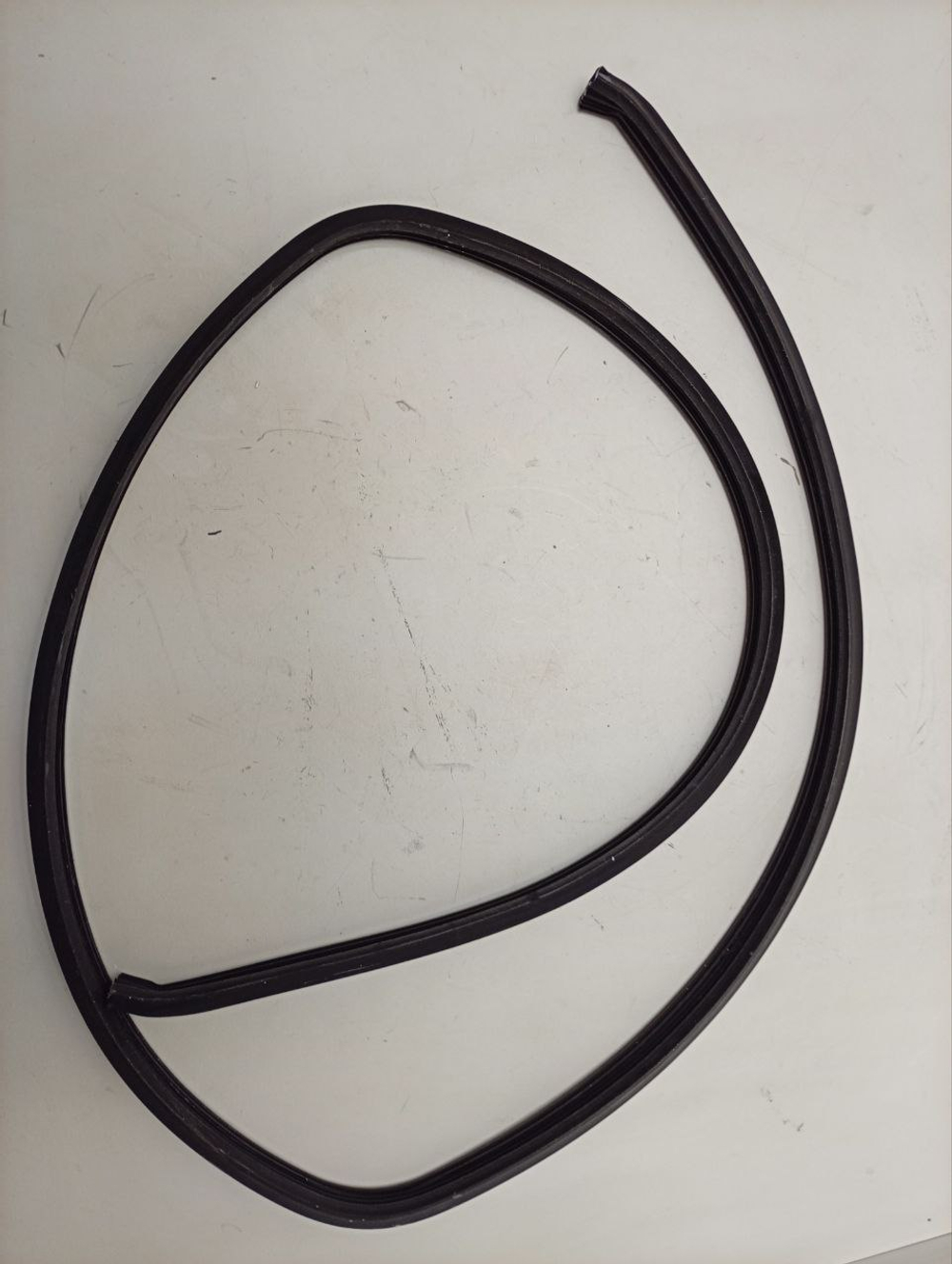 ESL98330 ктп2 Уплотнительная резина для посудомоечных машин Electrolux AEG Zanussi IKEA 60 см б/у