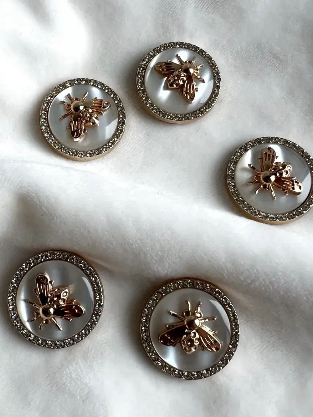 Декоративные металлические пуговицы Жуки-Пчела