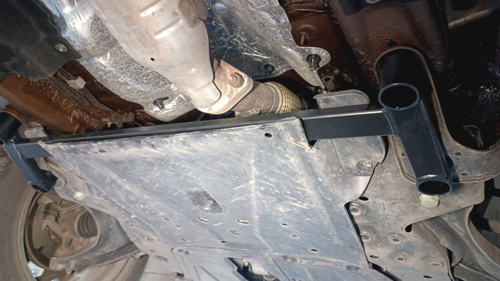 Усилитель переднего подрамника Kia Sportage (5-го поколения) NQ (ПОД ЗАКАЗ)