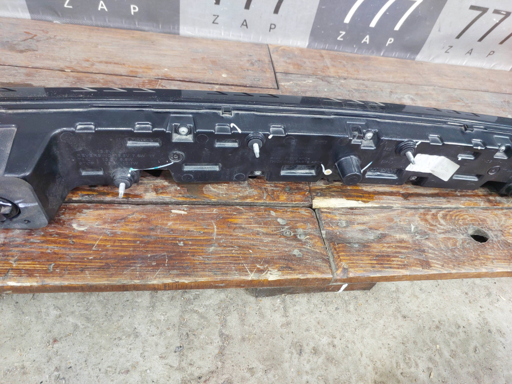 Фонарь задний центральный Exeed RX Оригинал целый 605000731AA