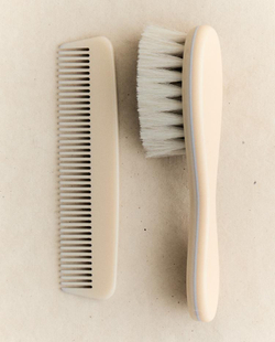 ZARA HOME НАБОР ИЗ ДЕТСКОЙ ЩЕТКИ И РАСЧЕСКИ, КРЕМОВЫЙ