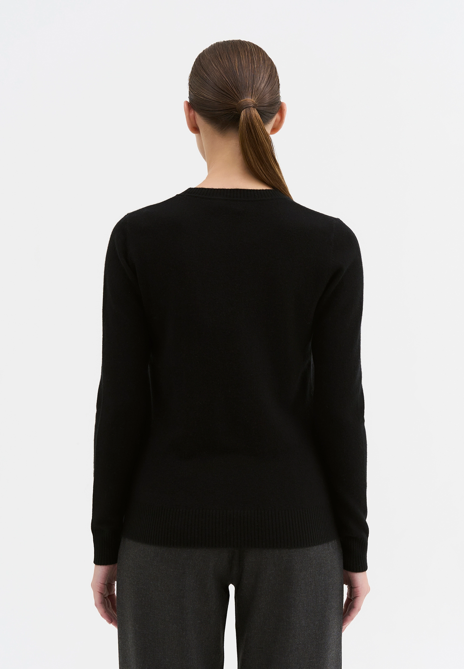 Кашемировый пуловер