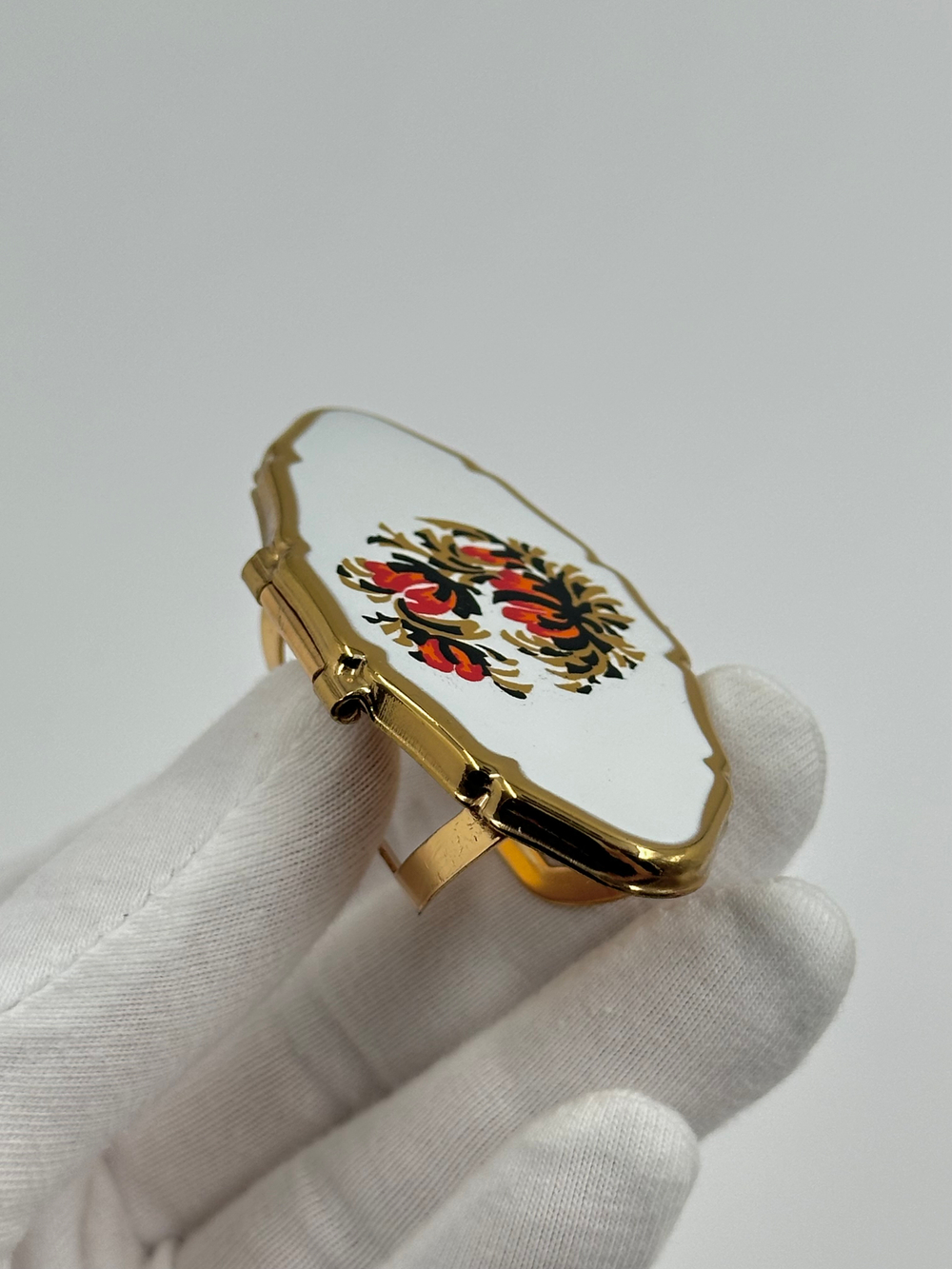 Футляр для помады Stratton