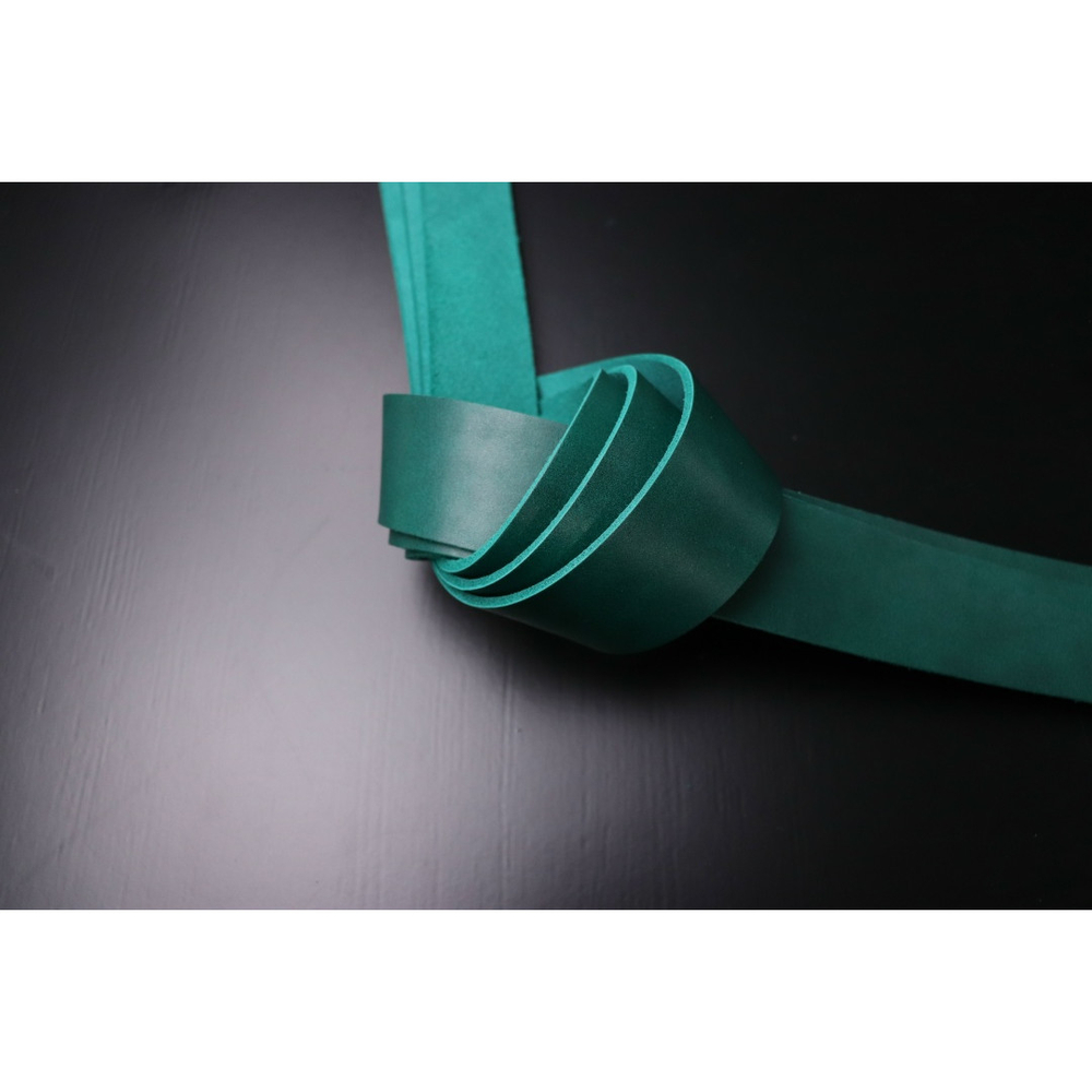 Ременная заготовка изумруд с финишной отделкой