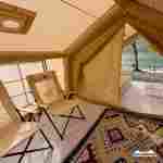 Пневмокаркасная всесезонная палатка «Тёплая Искра» 3,6×4,8×2,2 м — с печкой, из ПВХ, бежевая