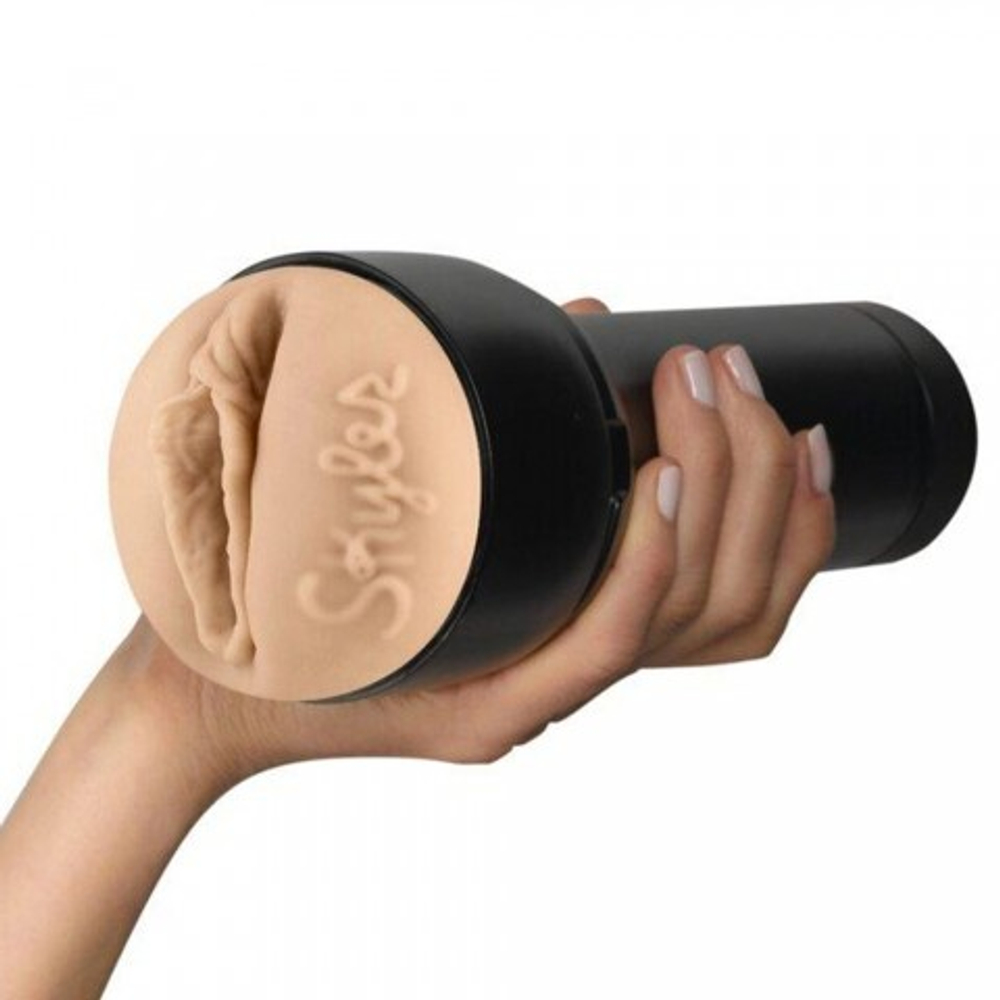 Мастурбатор Feel копия порно звезды Skyler Lo от KIIROOStars Collection