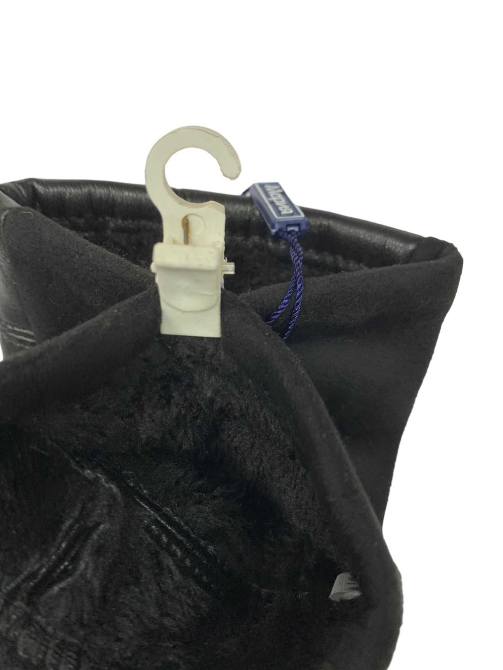 Перчатки. Мужские. Материал верха: Эко кожа. Подклад: Плюш-мех. Сверху эко кожа, ладошка замша. Толстые. Очень мягкие. 12 шт в упаковке.