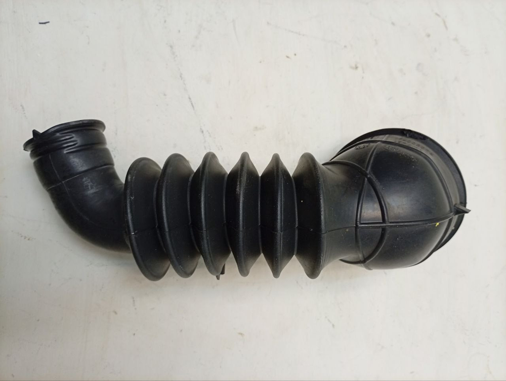 WMSD7105B кт17 Сливной патрубок стиральной машины Ariston Indesit 174003025 б/у