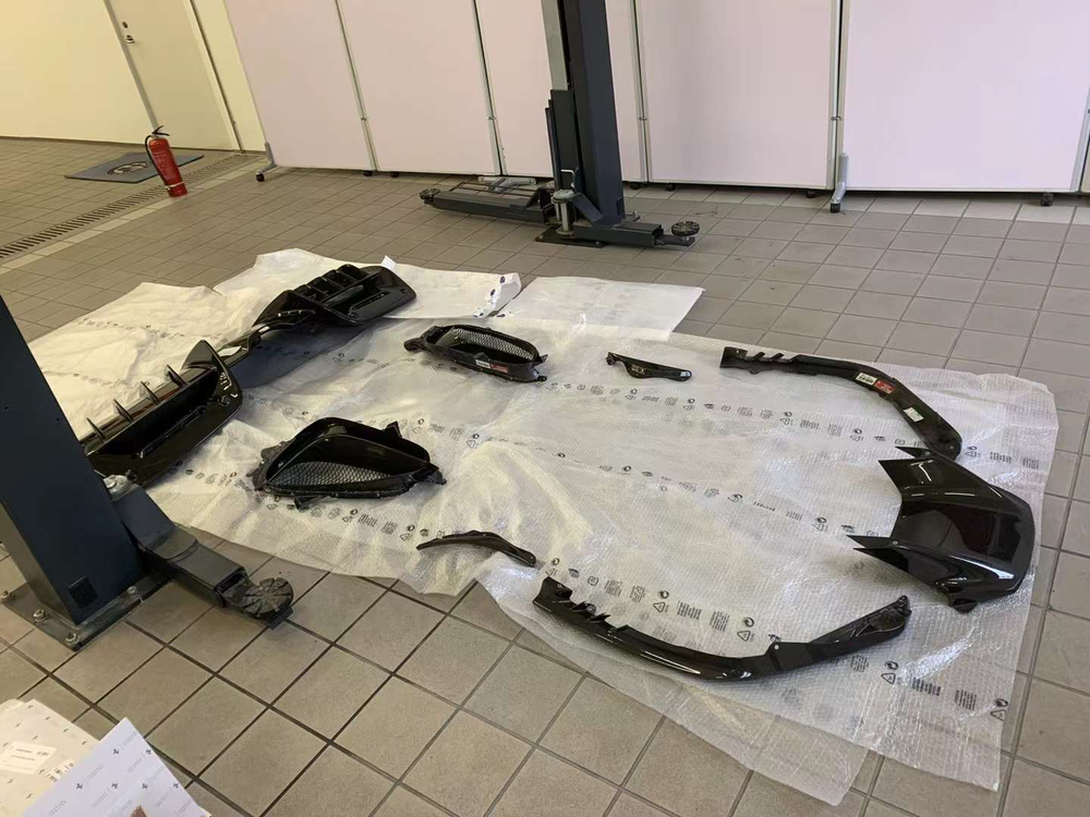 Карбоновые оригинальные детали для FERRARI SF90 2021+ Феррари OEM