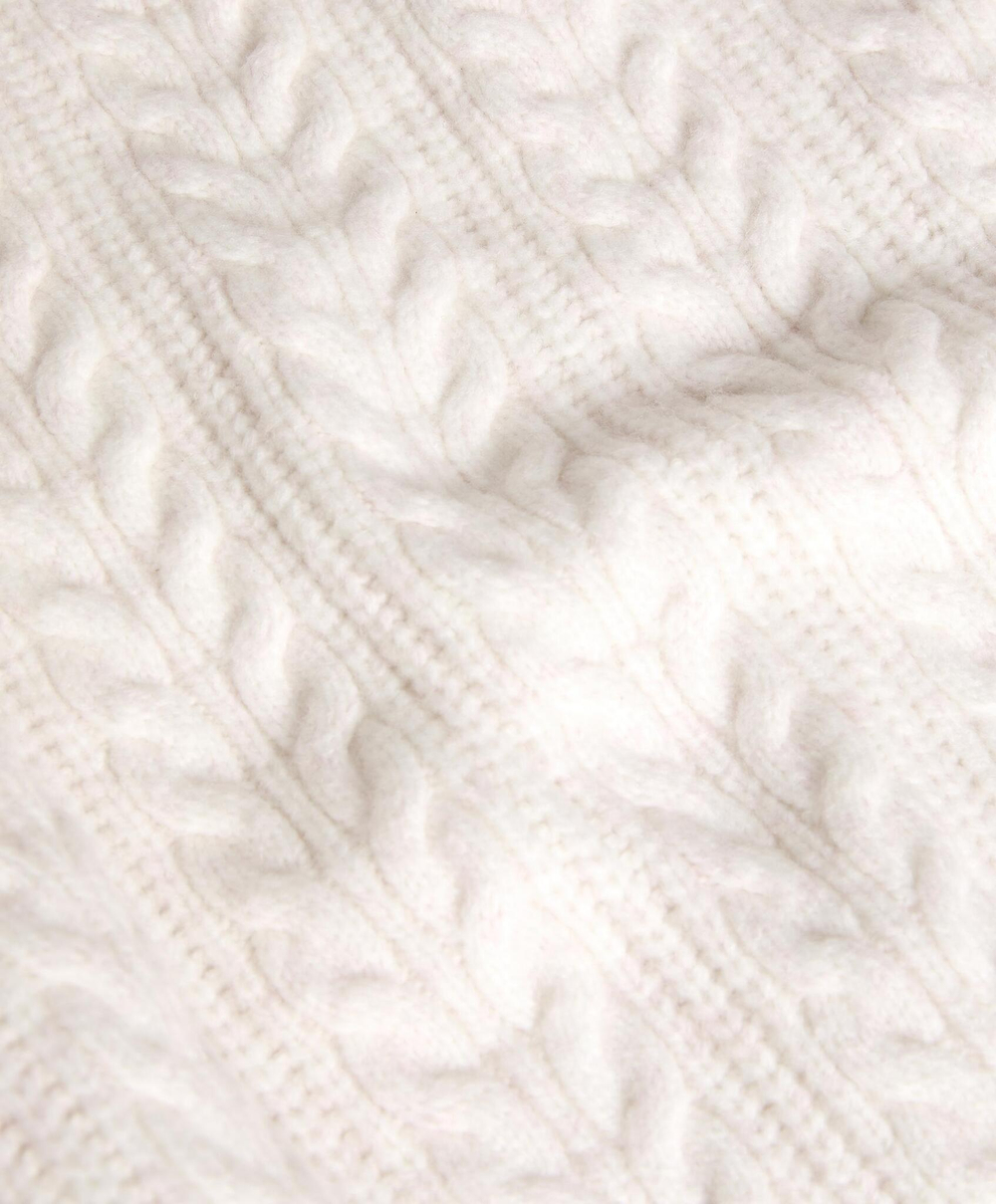 Oysho Вязаный свитер с высоким воротником, светлый экрю