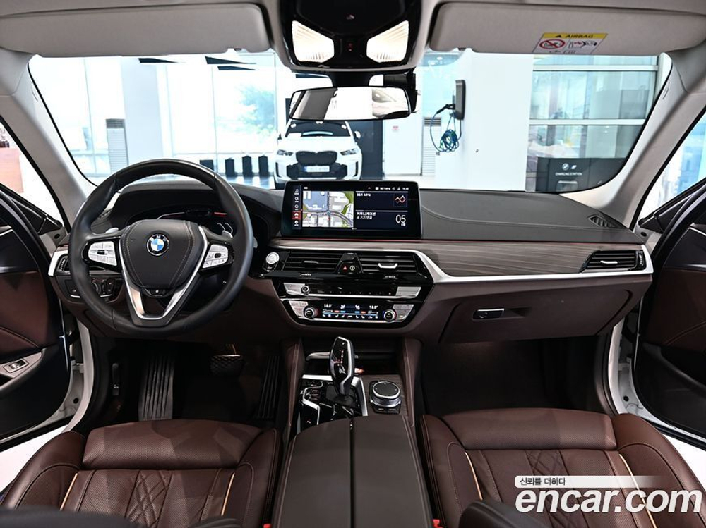 BMW 5 Series (G30) 530i Luxury (12.2020)
