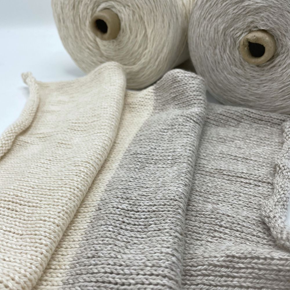 Пряжа на бобине (300 гр) FILATIX  45% меринос 5% кашемир 30% вискоза 15% полиамид 5% люрекс