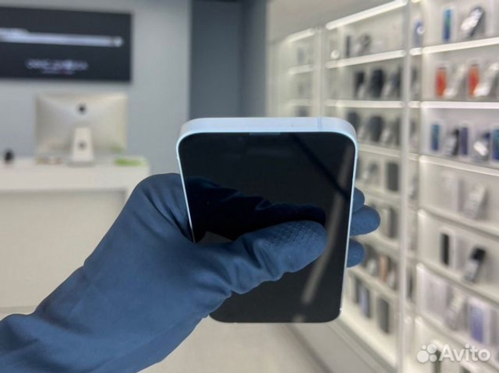 iPhone 13, 256 ГБ б/у