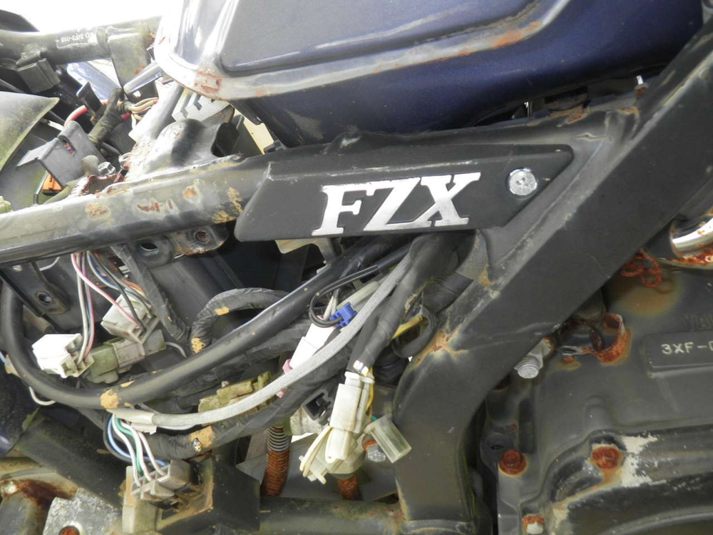 Yamaha FZX750 3XF-006151