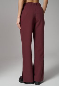 Брюки прямые с кнопками бордовые