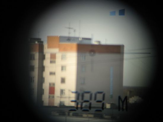 Лазерный дальномер 700 м