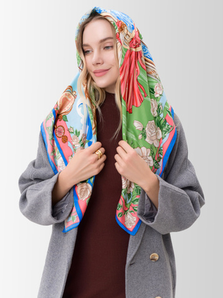 Платок «Первая скрипка весны» с подарочным экземпляром одноименной книги Анны Ревякиной