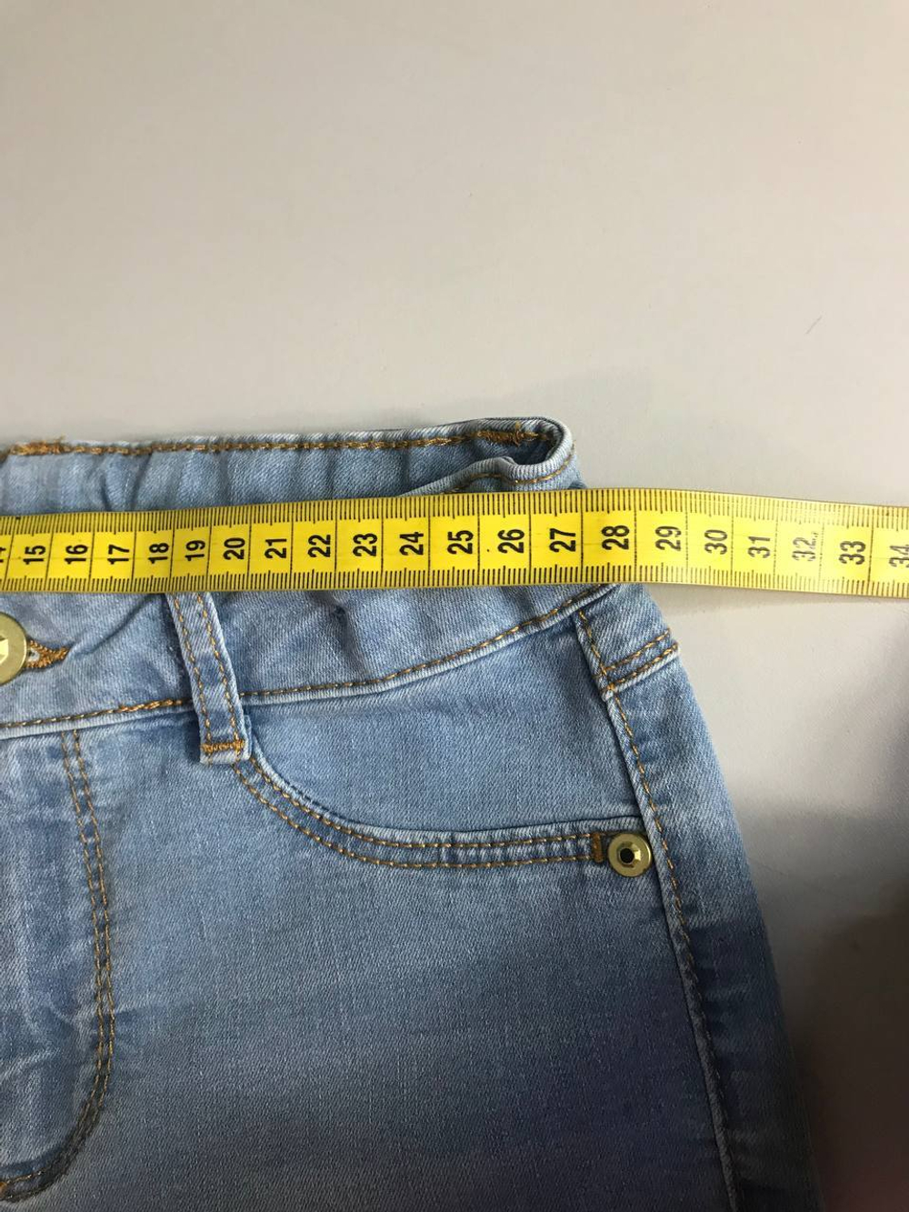 Джинсы LC Waikiki с кружевными вставками, на 8/9 лет