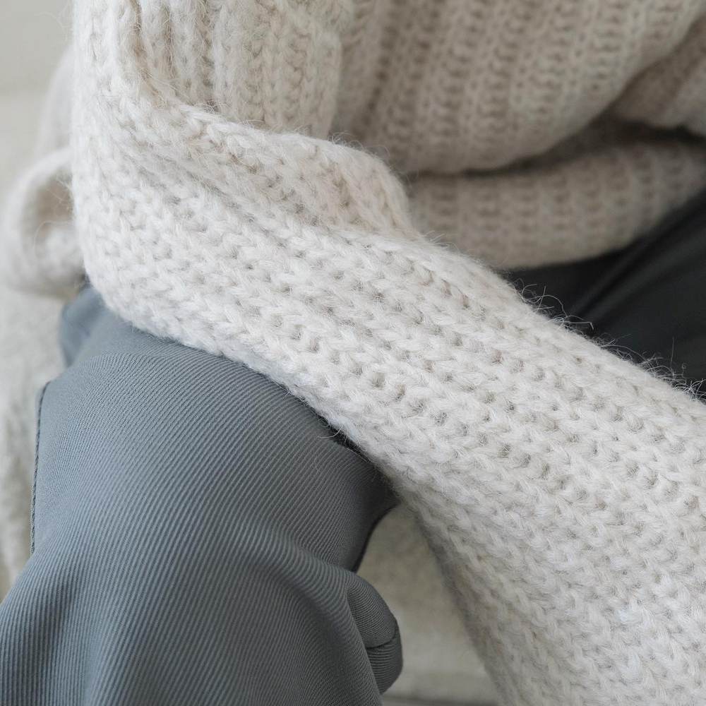 Свитер (кремово-белый)