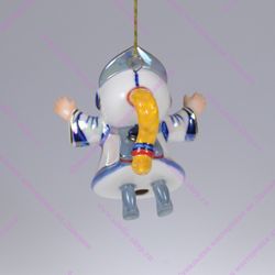 Фарфоровая ёлочная игрушка "Снегурочка-космонавт"