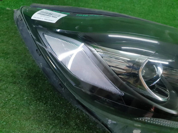 Фара правая Kia Sorento 3 UM Prime (2017-2020) LED (В пленке)
