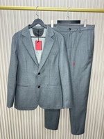 Костюм классический Kiton