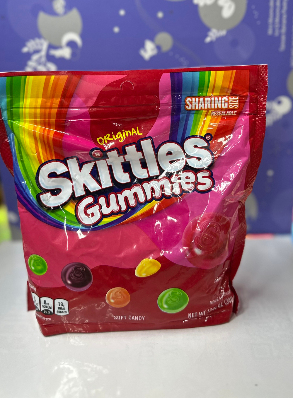 Skittles фруктовый жевательный микс. Сща