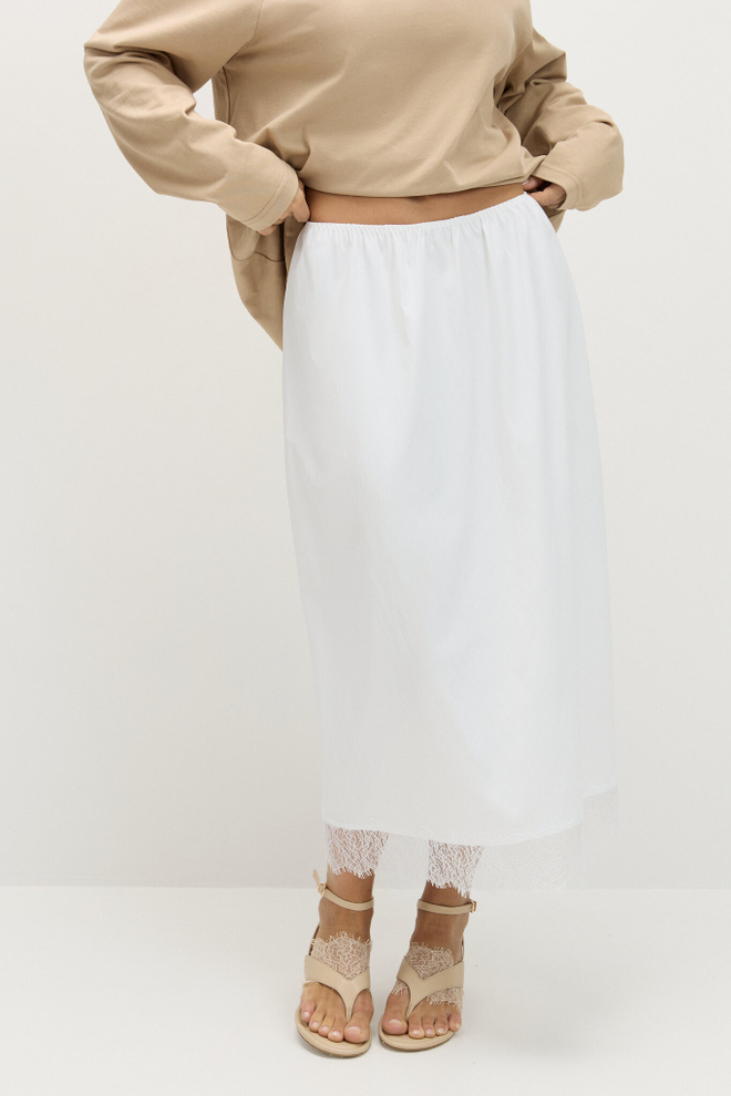 Подъюбник с кружевом