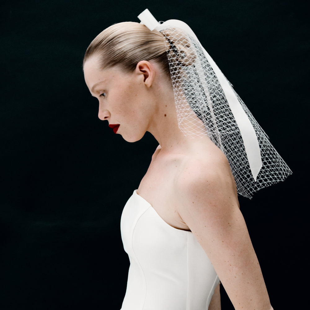 Фата из сетки с мини "Паркером