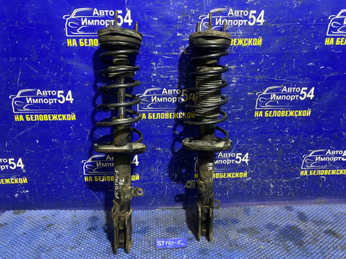 Стойка задняя правая TOYOTA CARINA 1991