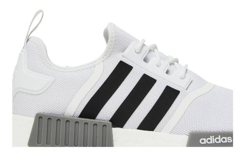 Кроссовки Adidas Originals Nmd_R1 Primeblue