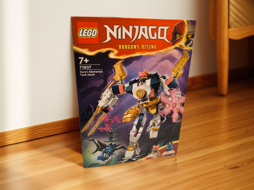 LEGO Ninjago 71807 «Элементальный технический робот Соры» — техника и кибер-стиль