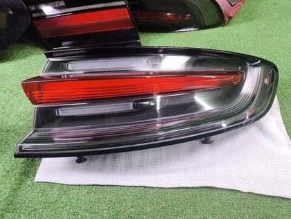 Фонарь правый внешний Porsche Macan 95b (18-нв)