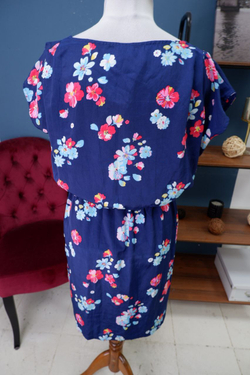 Платье Now с цветами 50 размер