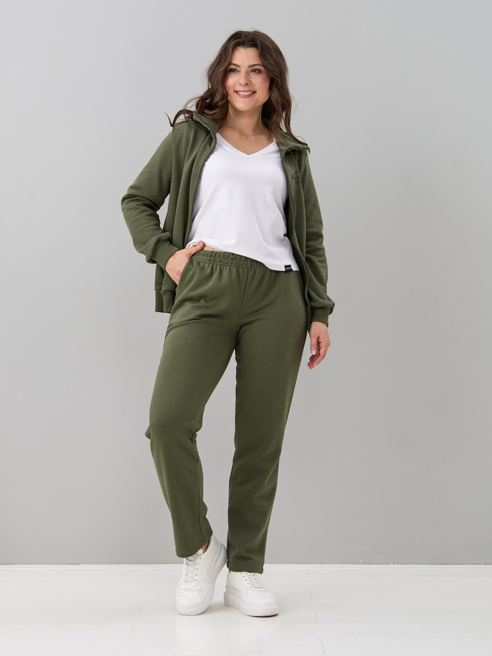 Костюм с брюками КБфп-584/светлый-хаки-п