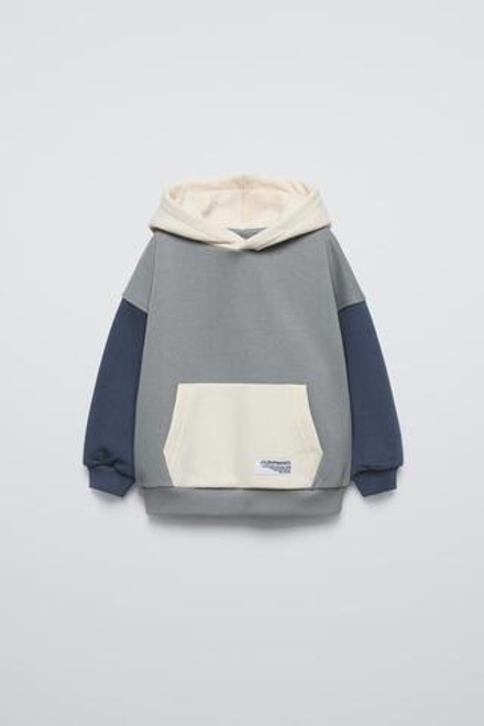 ZARA ТОЛСТОВКА В СТИЛЕ «ЦВЕТОВОЙ БЛОК» С КАПЮШОНОМ, ЭКРЮ/СИНИЙ