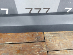 Накладка двери передней правой Kia Seltos 19-нв Б/У Оригинал 87722Q5000