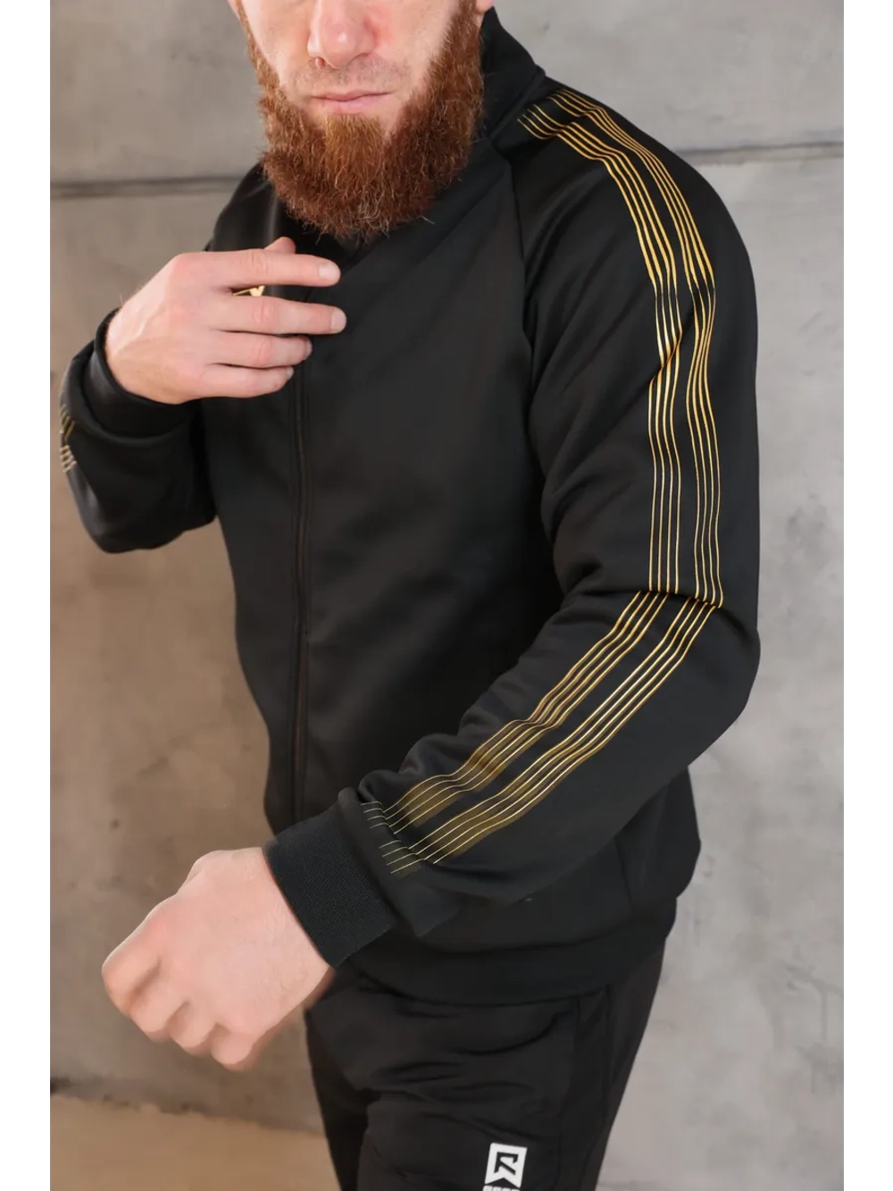 Куртка мастерка спортивная