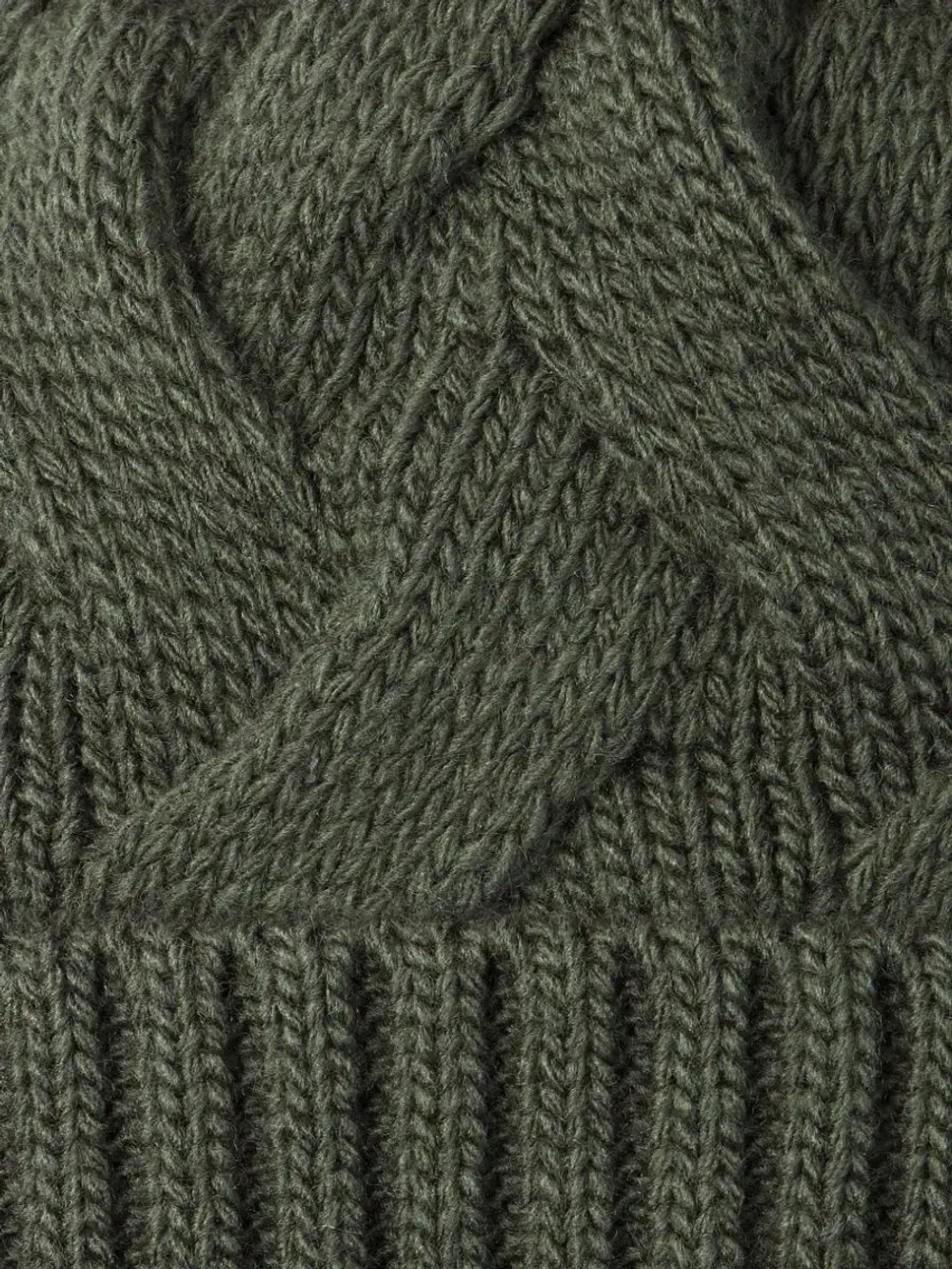 Шапка вязаная демисезонная на завязках для детей