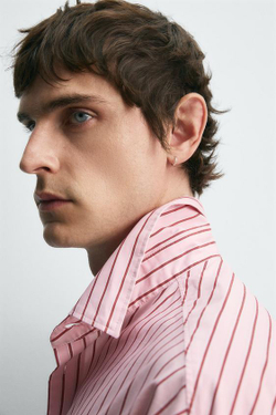 ZARA HARRY LAMBERT X DISNEY РУБАШКА В ПОЛОСКУ С НАШИВКОЙ MICKEY MOUSE, РОЗОВЫЙ