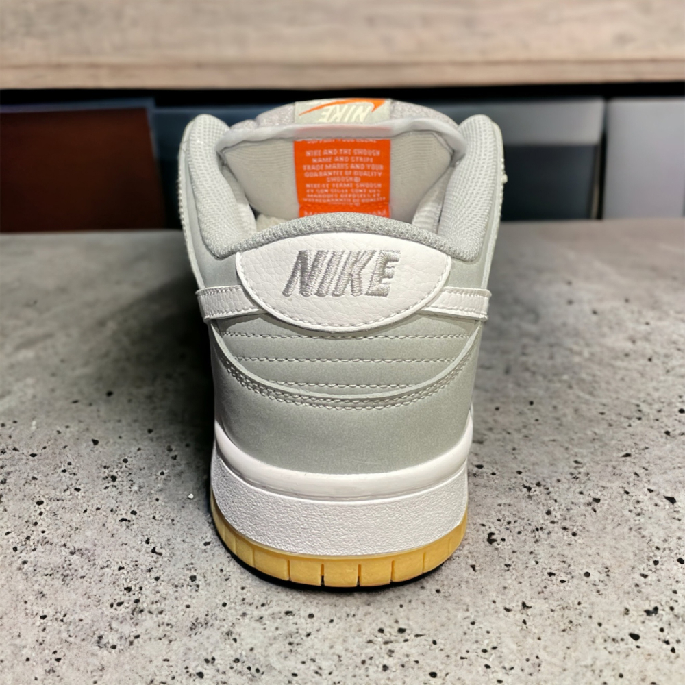 Nike SB Dunk Low • White Gray