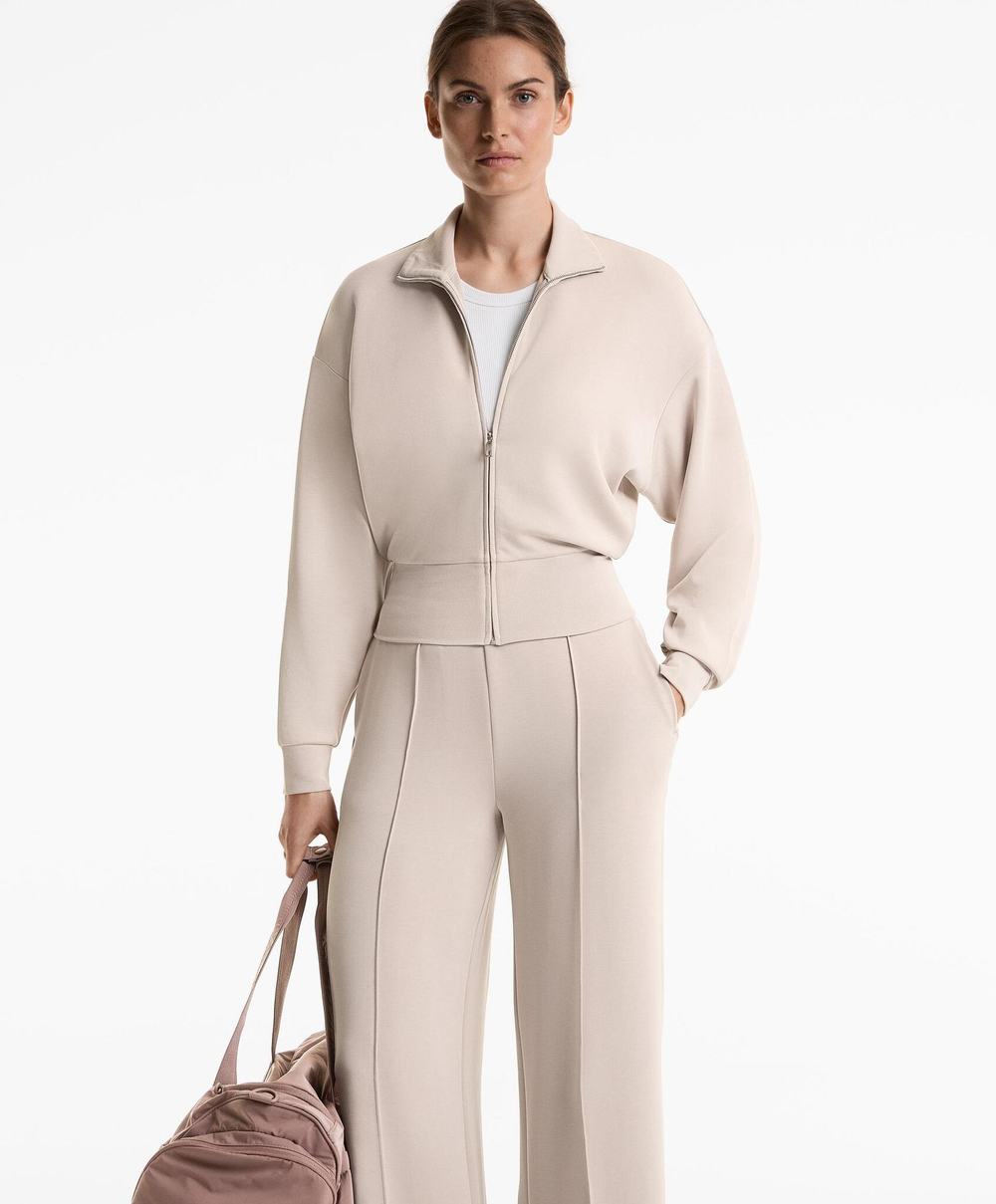 Oysho Толстовка мягкая на ощупь модальная с высоким воротником, бежевый