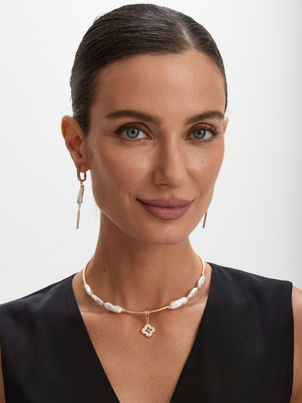 91003278 Колье Selena Pearls