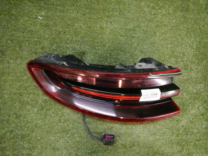 Фонарь левый внешний Porsche Macan 95b (2014-2018)