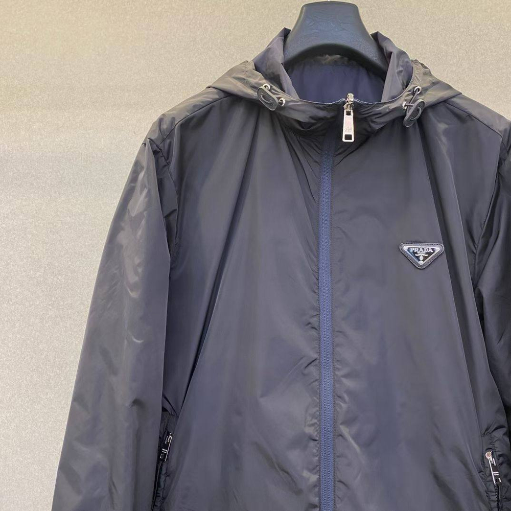 Ветровка двухсторонняя Prada