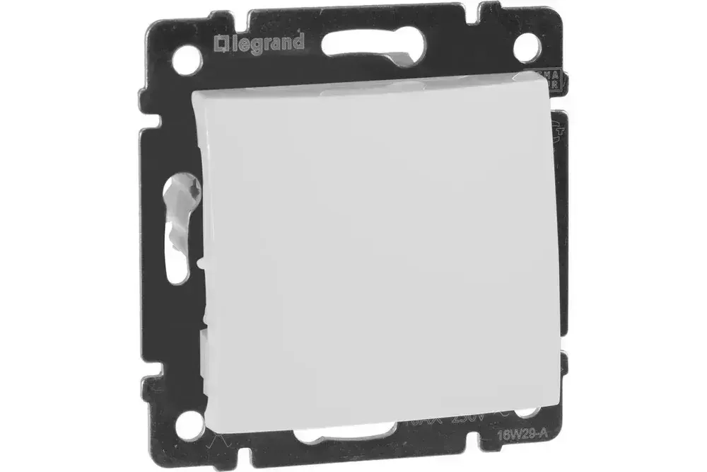 Выключатель одноклавишный проходной Legrand Valena 774406 - 1шт.