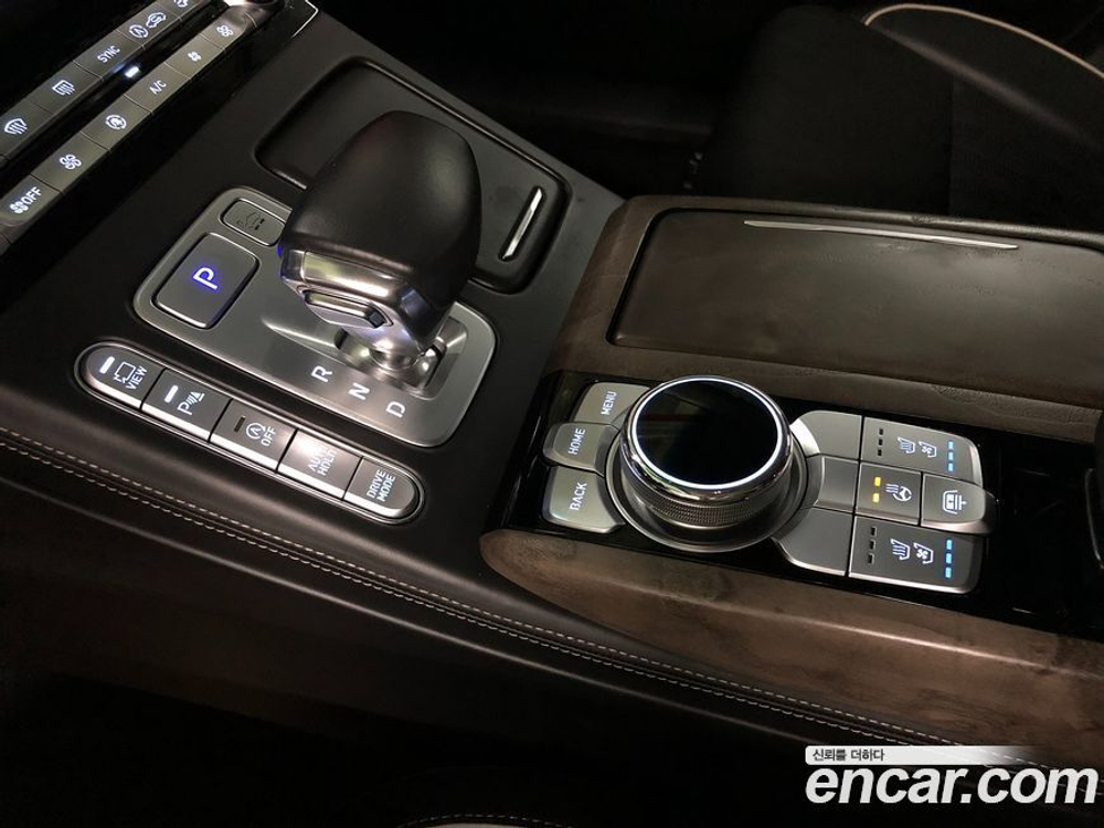 Genesis G90 3.8 AWD (05.2020)
