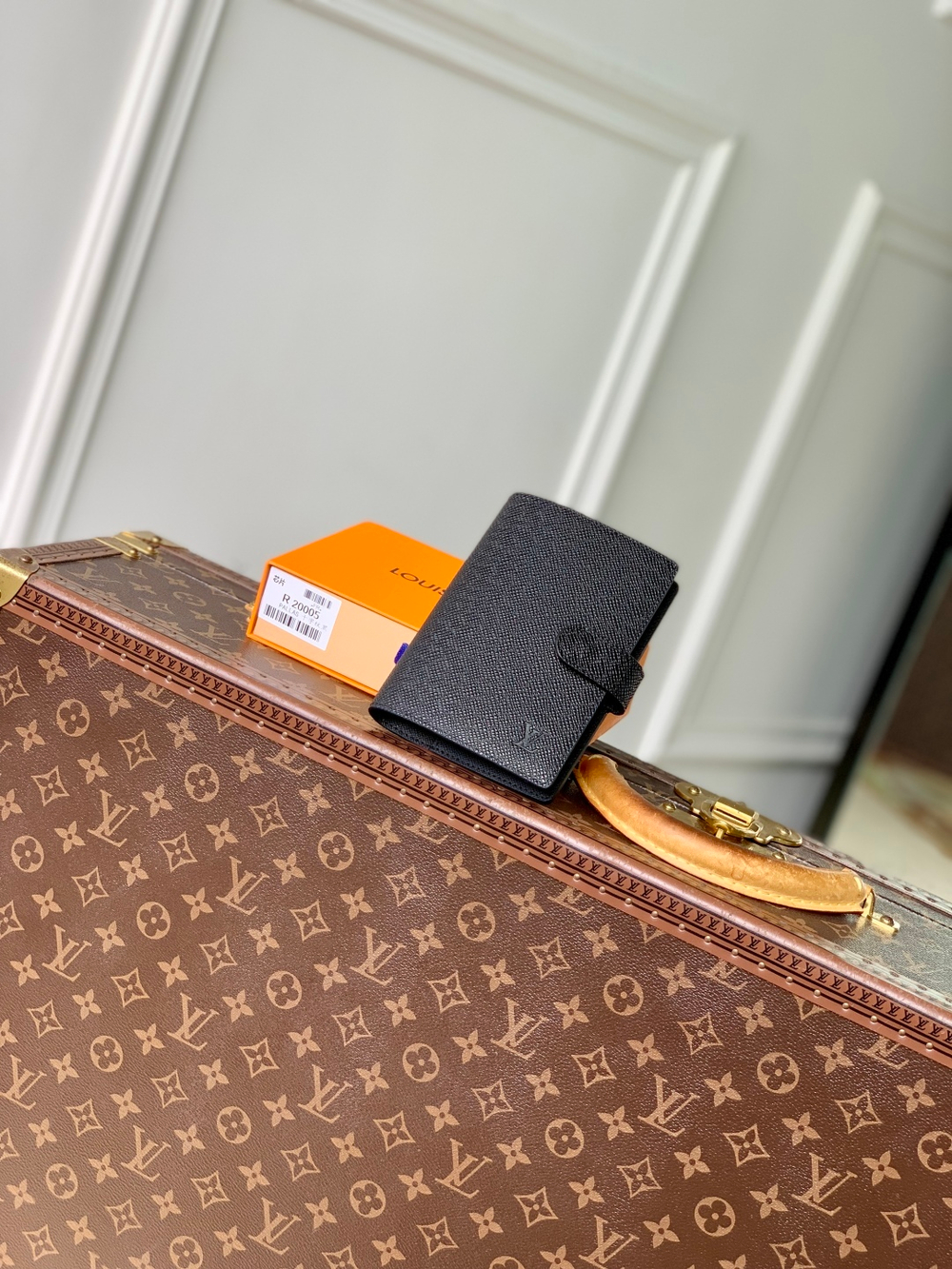 Louis Vuitton Small Ring Agenda